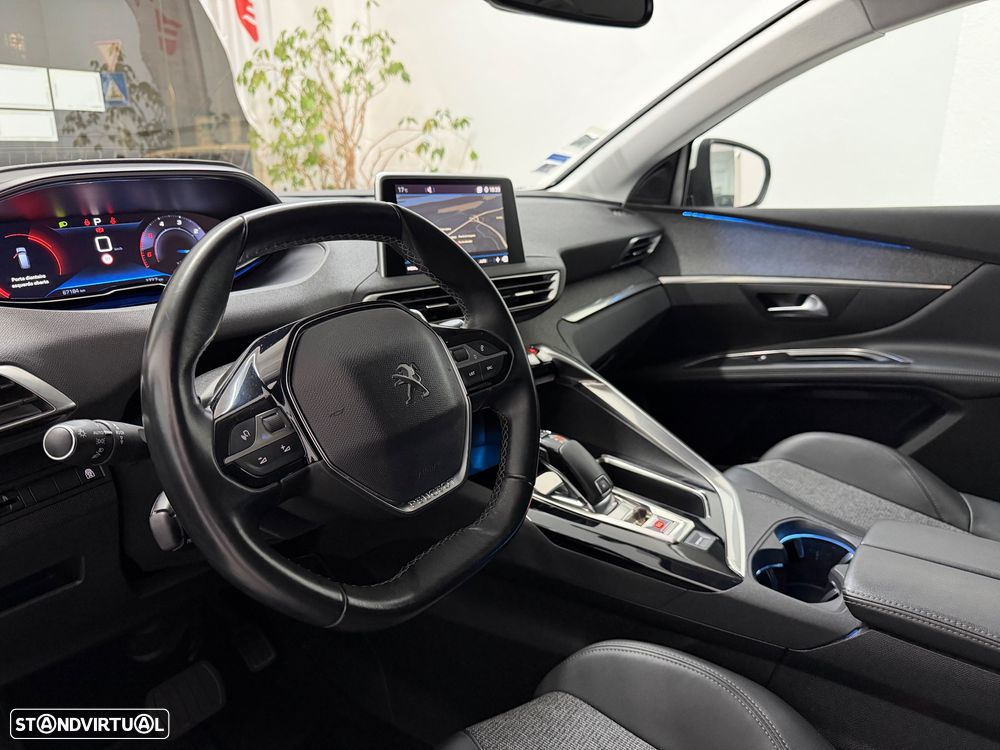 Peugeot 5008 1.5 BlueHDi Allure EAT8 - 24