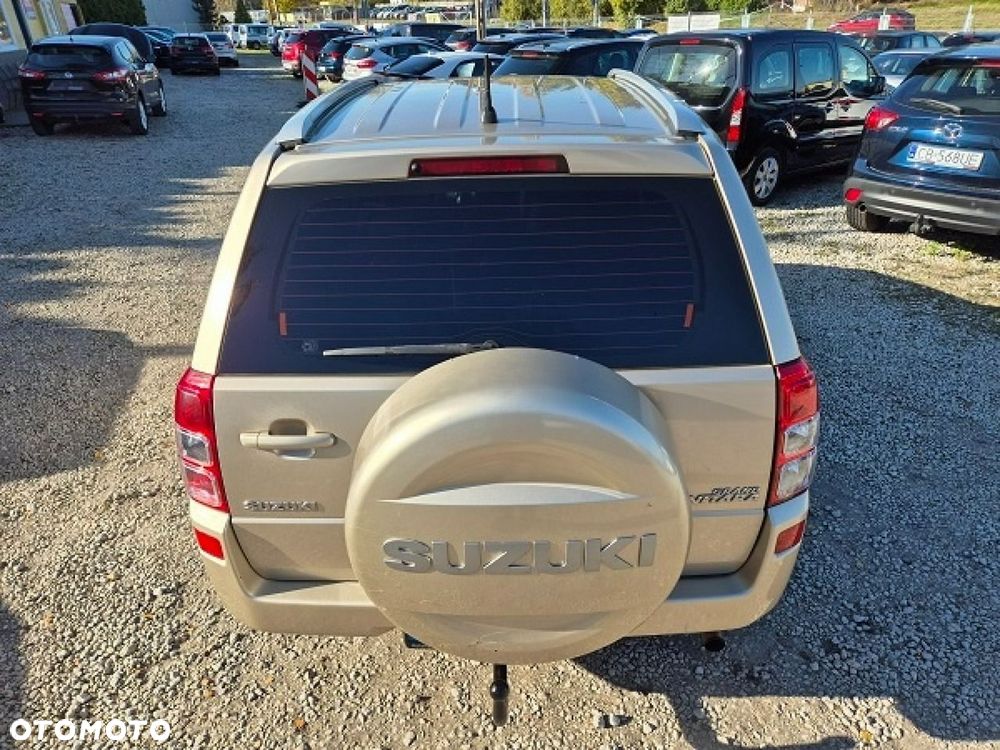 Suzuki Grand Vitara - 13