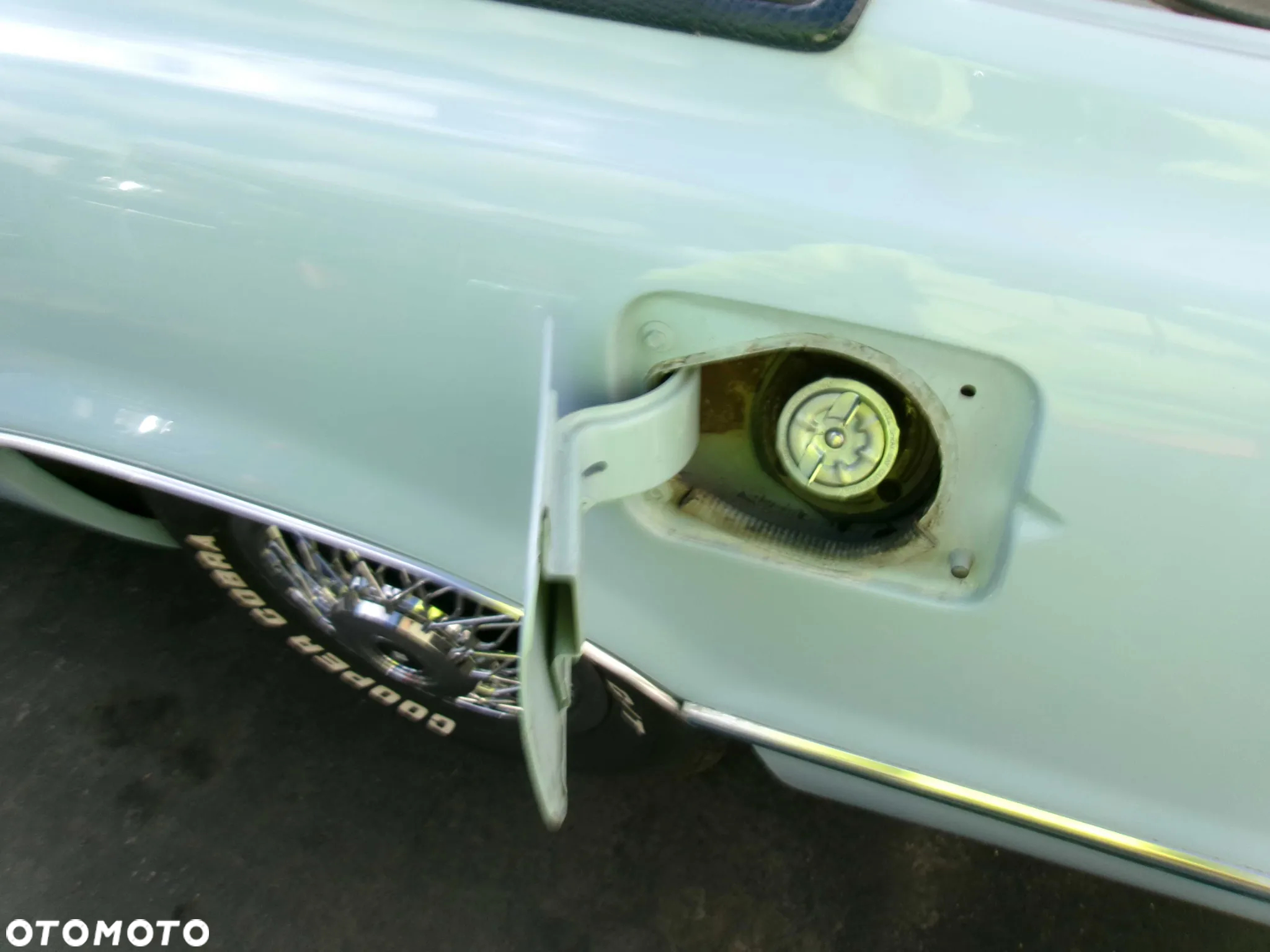 Ford Thunderbird - 27