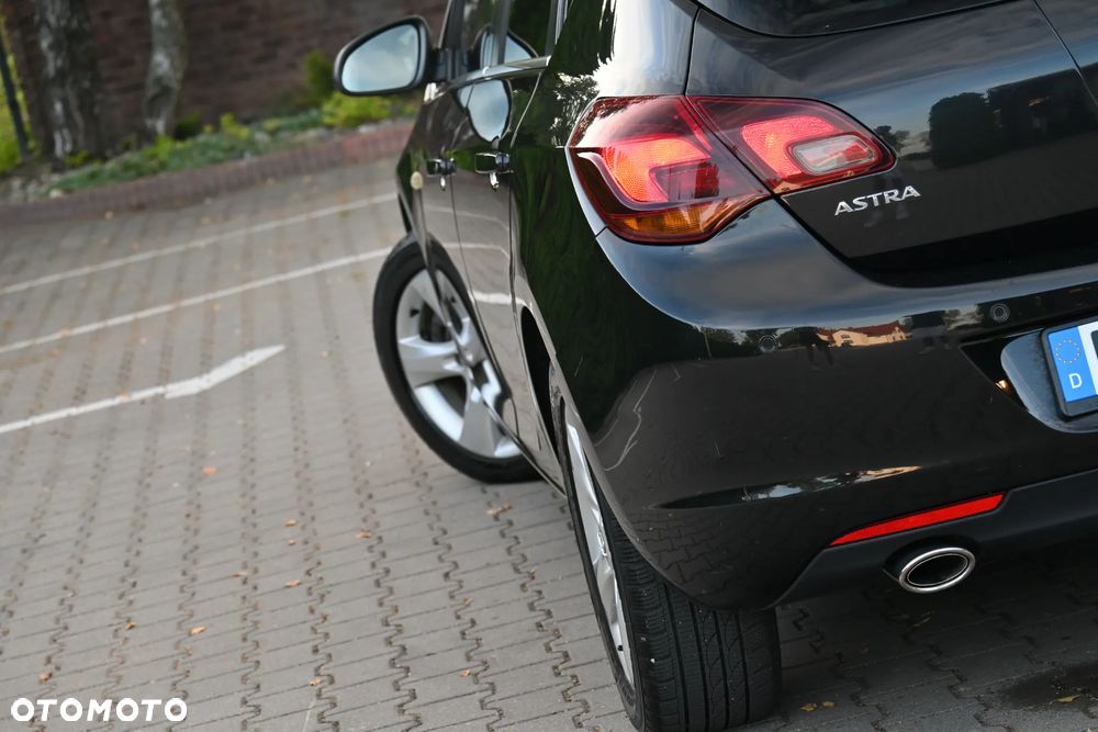 Opel Astra 1.6 Turbo Active - 16