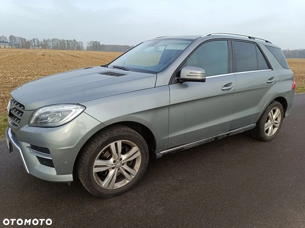 Mercedes-Benz ML - 4