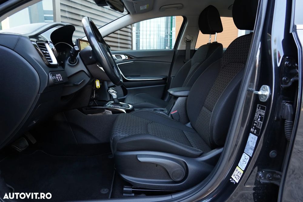 Kia Ceed 1.6 CRDi 136 DCT ISG Spirit - 11