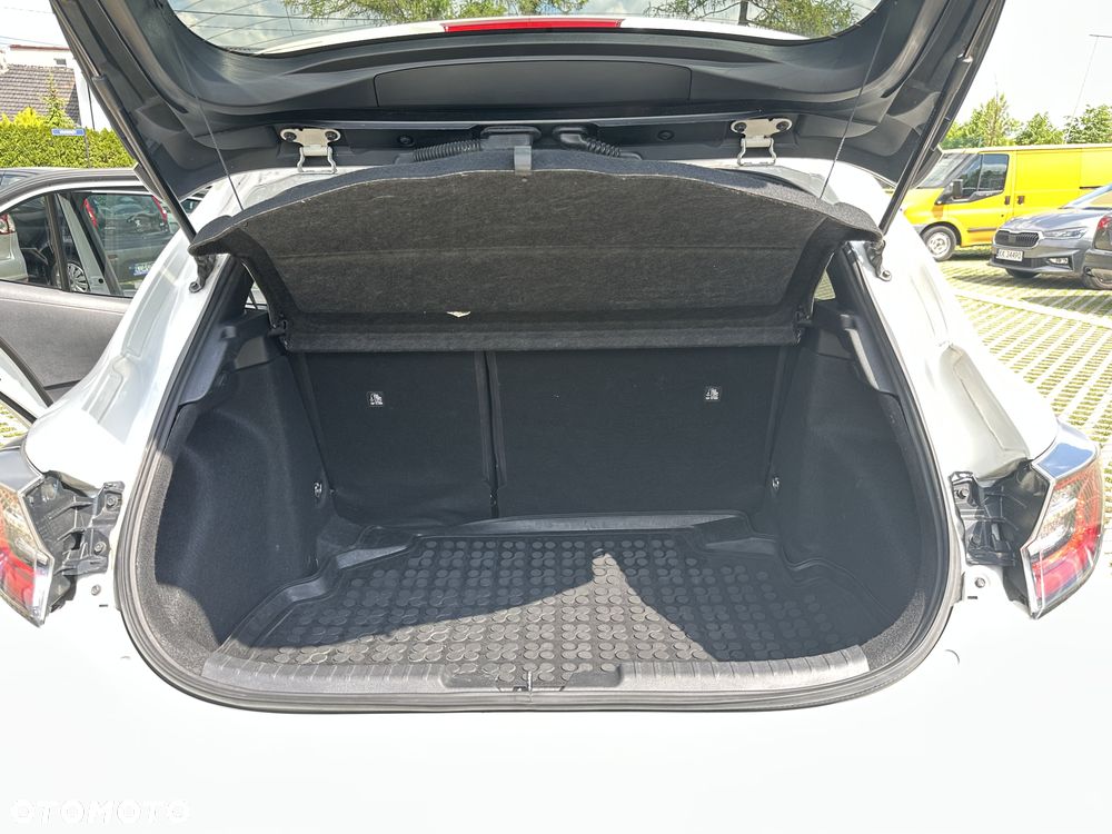 Toyota Corolla 1.2 T Comfort - 25