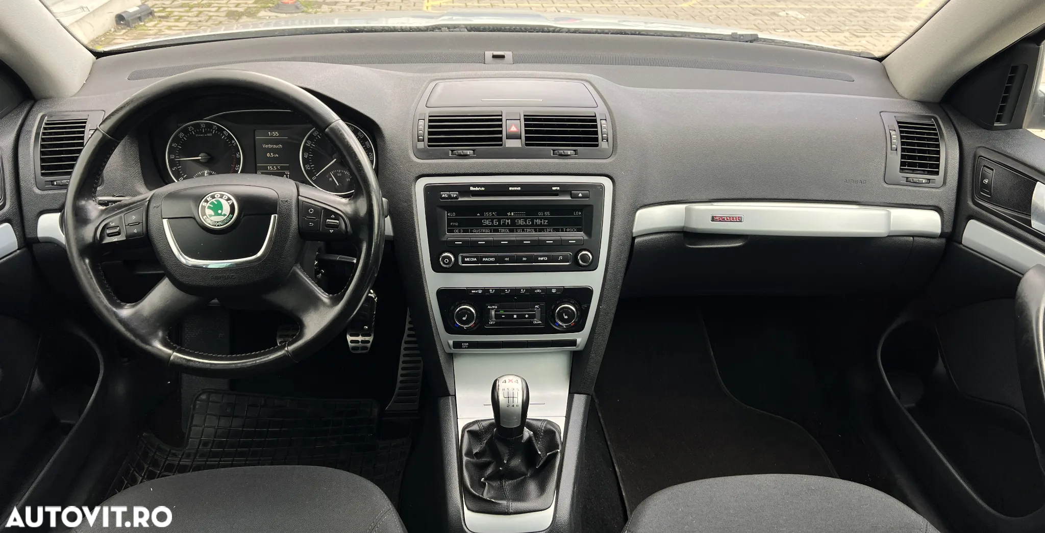 Skoda Octavia Combi 2.0 TDI DPF Scout 4x4 - 8