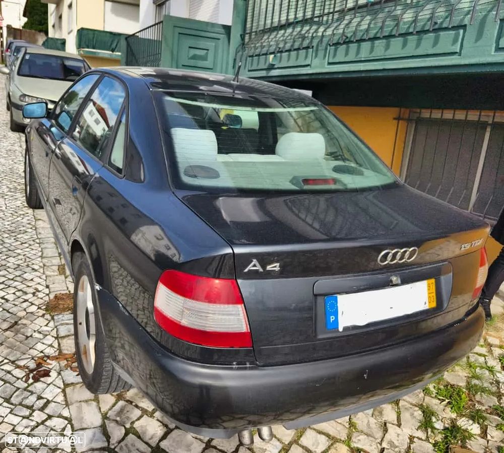 Audi A4 1.9 TDI Attraction - 3