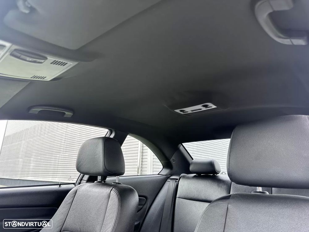 BMW 120 d Edition Sport - 34