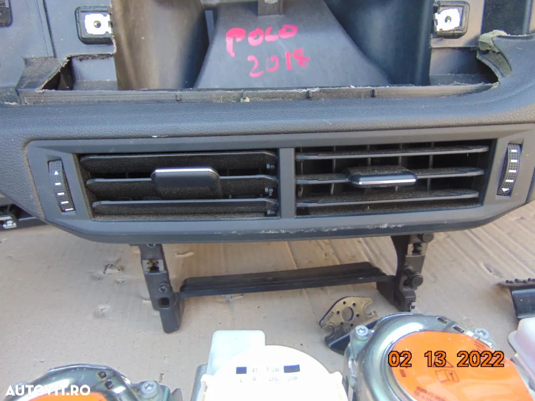 Grile ventilatie bord VW Polo 2g 2018-prezent grile aer caldura ventilatie bord centrala - 1