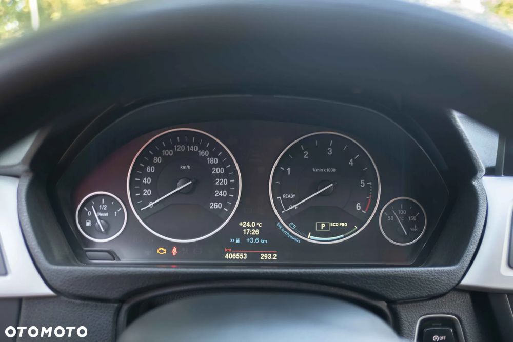 BMW Seria 3 320d Efficient Dynamic Edition - 12