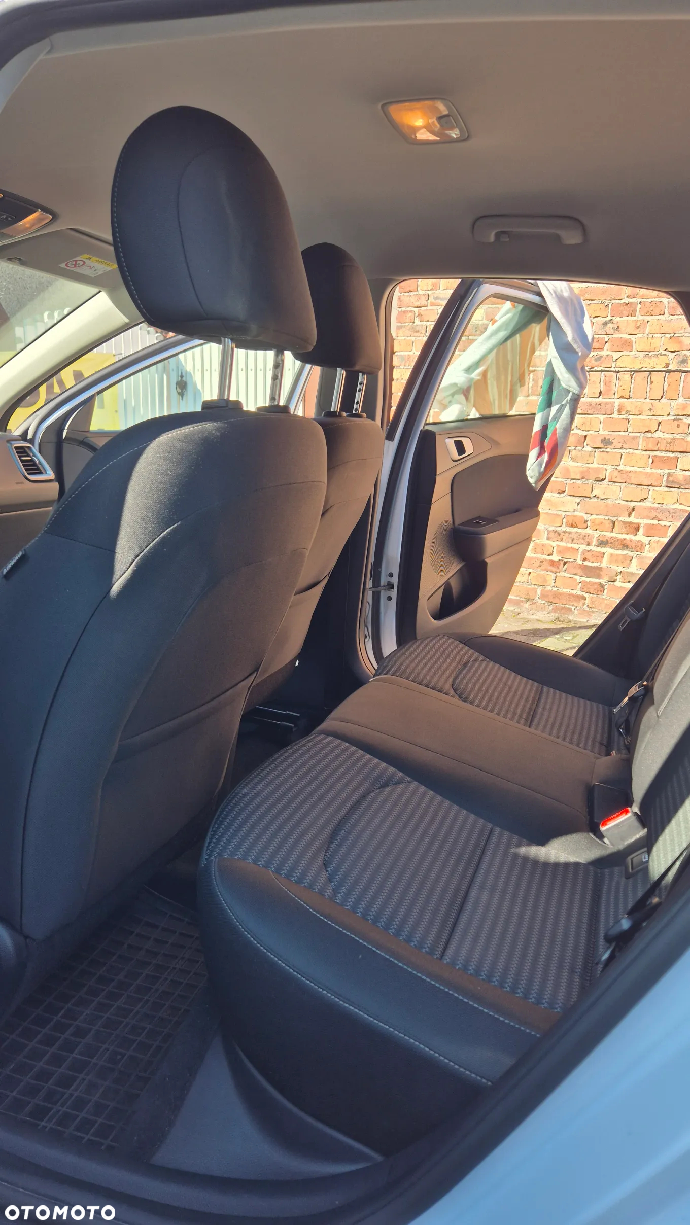 Kia Ceed 1.5 T-GDI M - 29