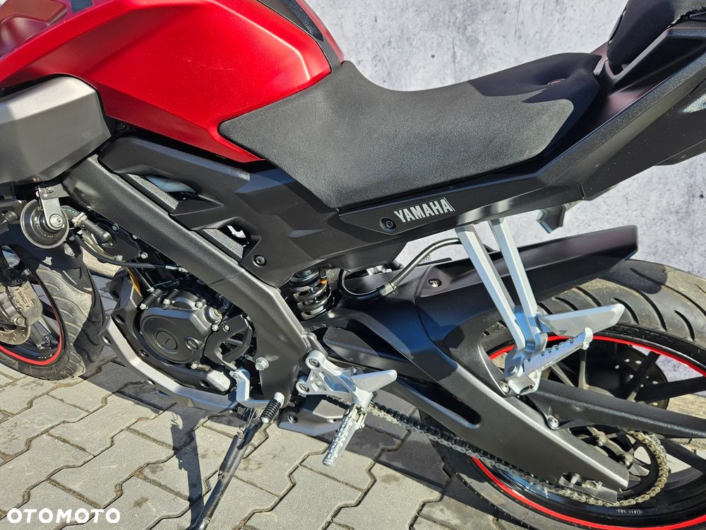 Yamaha MT - 17