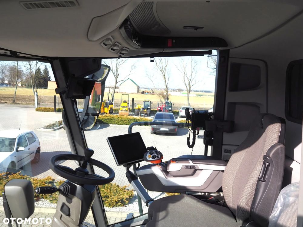 Claas Lexion 7500 + V930 - 6