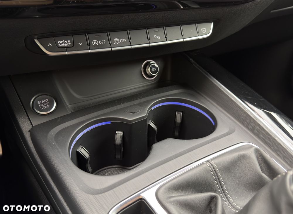 Audi A4 Avant 40 TFSI sport - 35