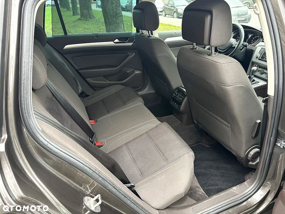 Volkswagen Passat 2.0 TDI BMT SCR Comfortline DSG7 - 14