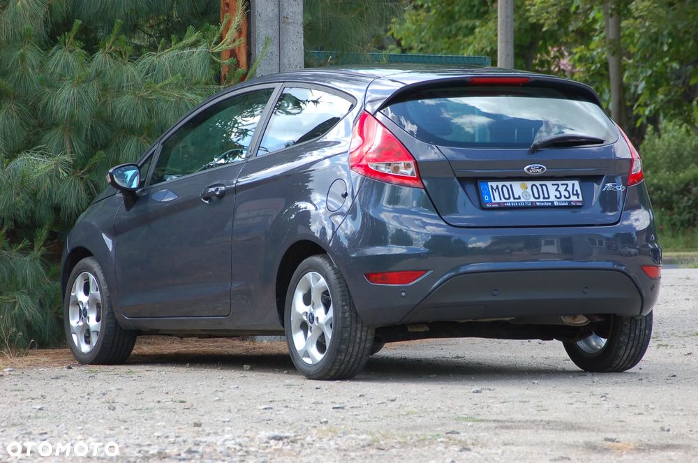 Ford Fiesta 1.25 Champions Edition - 19
