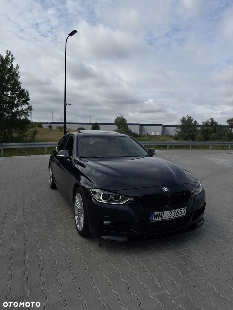 BMW Seria 3 328i xDrive Sport-Aut Luxury Line - 3