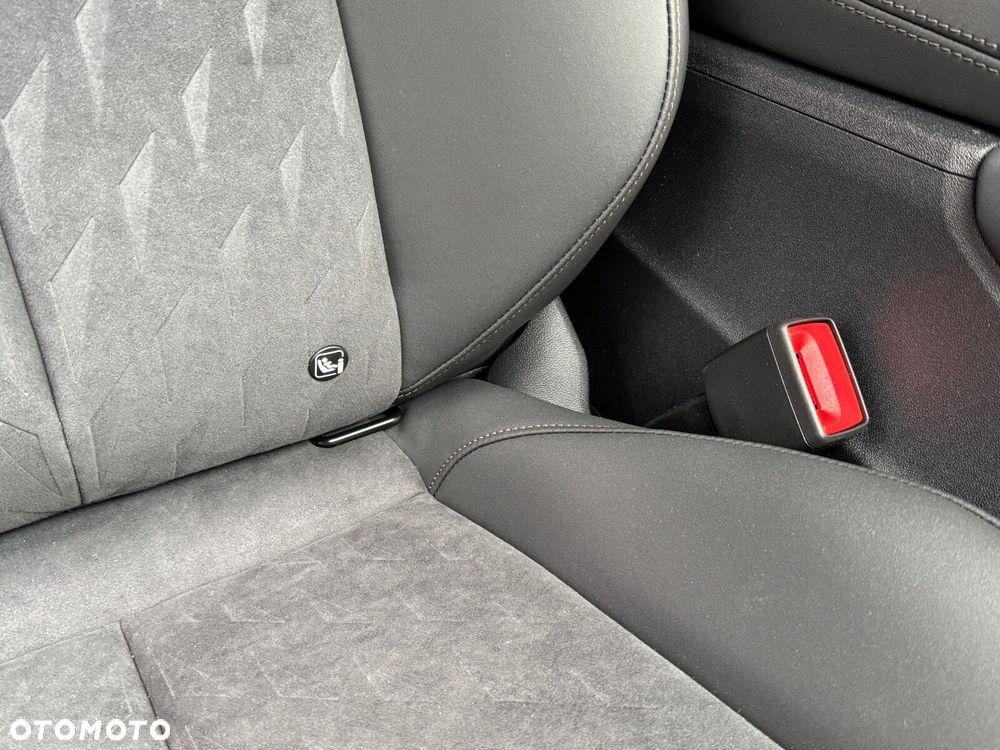Cupra Terramar 1.5 eTSI mHEV DSG - 33