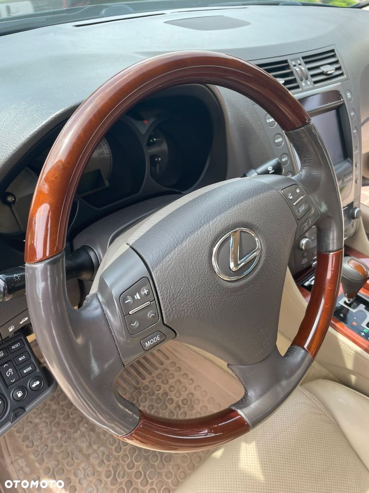 Lexus GS - 23