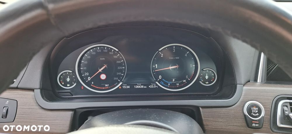BMW Seria 7 740d xDrive - 5