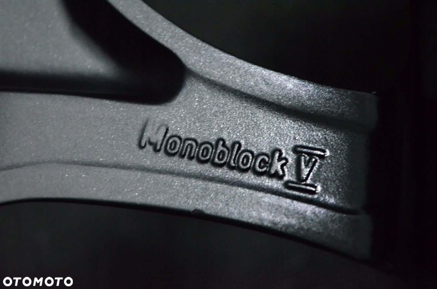 Felgi 5x112 8x17 ET30 Mercedes BRABUS Monoblock V - 9
