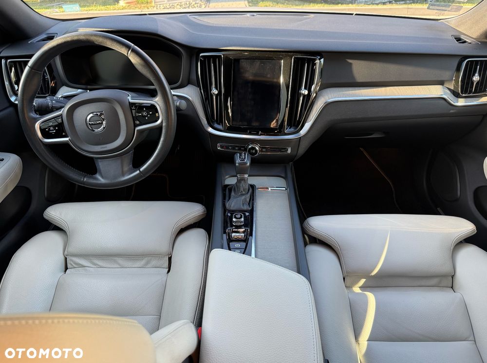 Volvo S60 T4 Inscription First Edition - 3