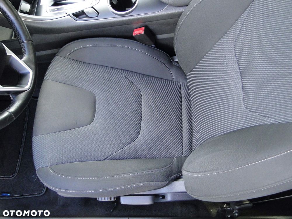 Ford Mondeo 2.0 TDCi Titanium PowerShift - 28