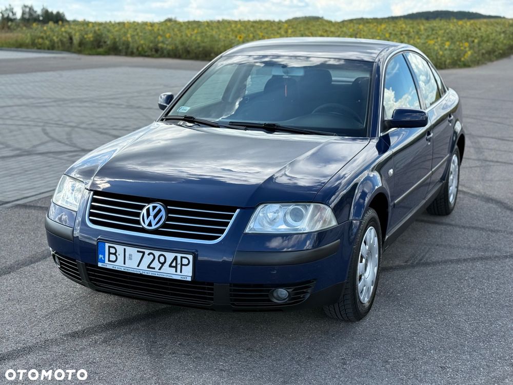 Volkswagen Passat 1.9 TDI Comfortline - 12