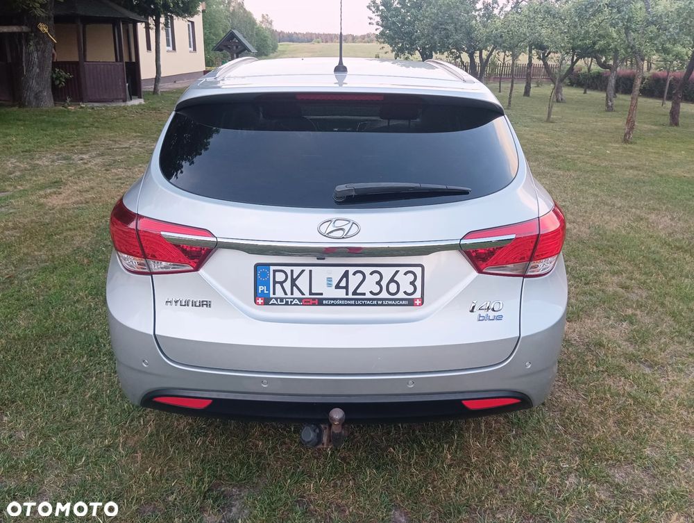 Hyundai i40 Kombi blue 1.6 Space - 4