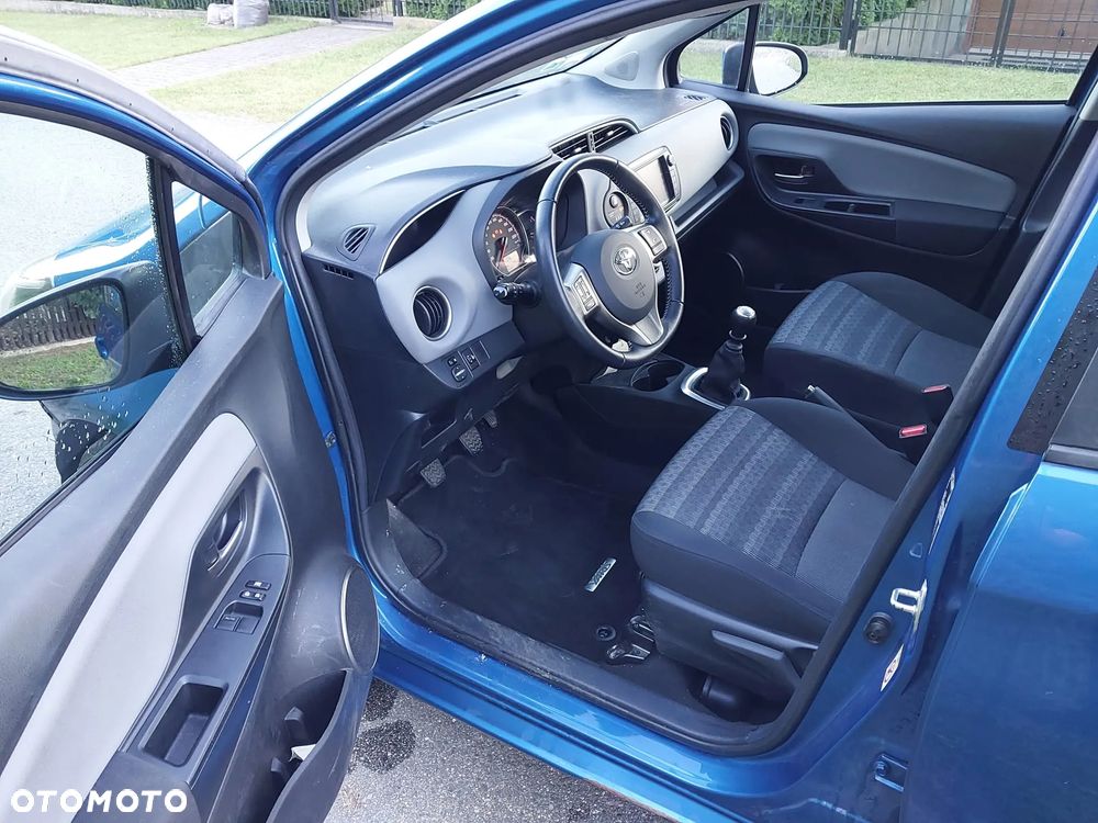 Toyota Yaris 1.33 Premium - 8