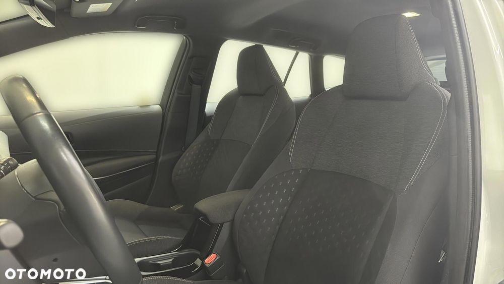 Toyota Corolla 1.8 Hybrid Comfort - 12