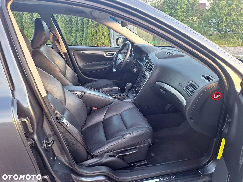 Volvo V70 2.4 Summum - 18