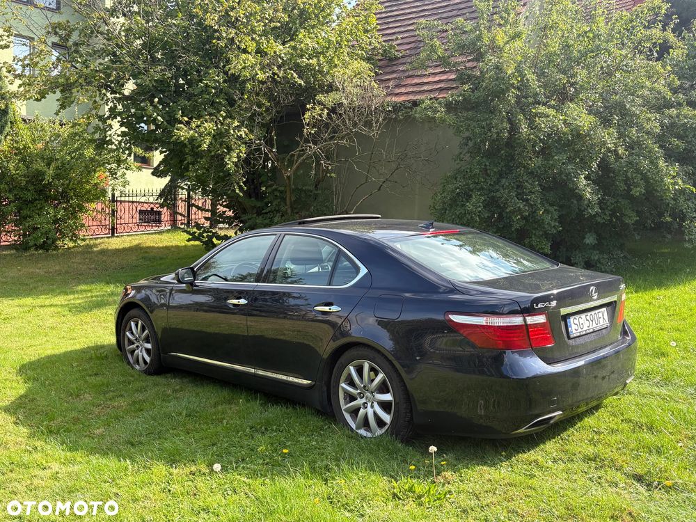 Lexus LS 460 Prestige - 5