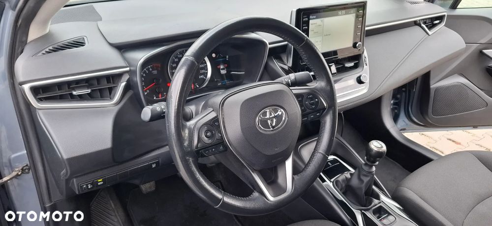 Toyota Corolla 1.6 Comfort - 8