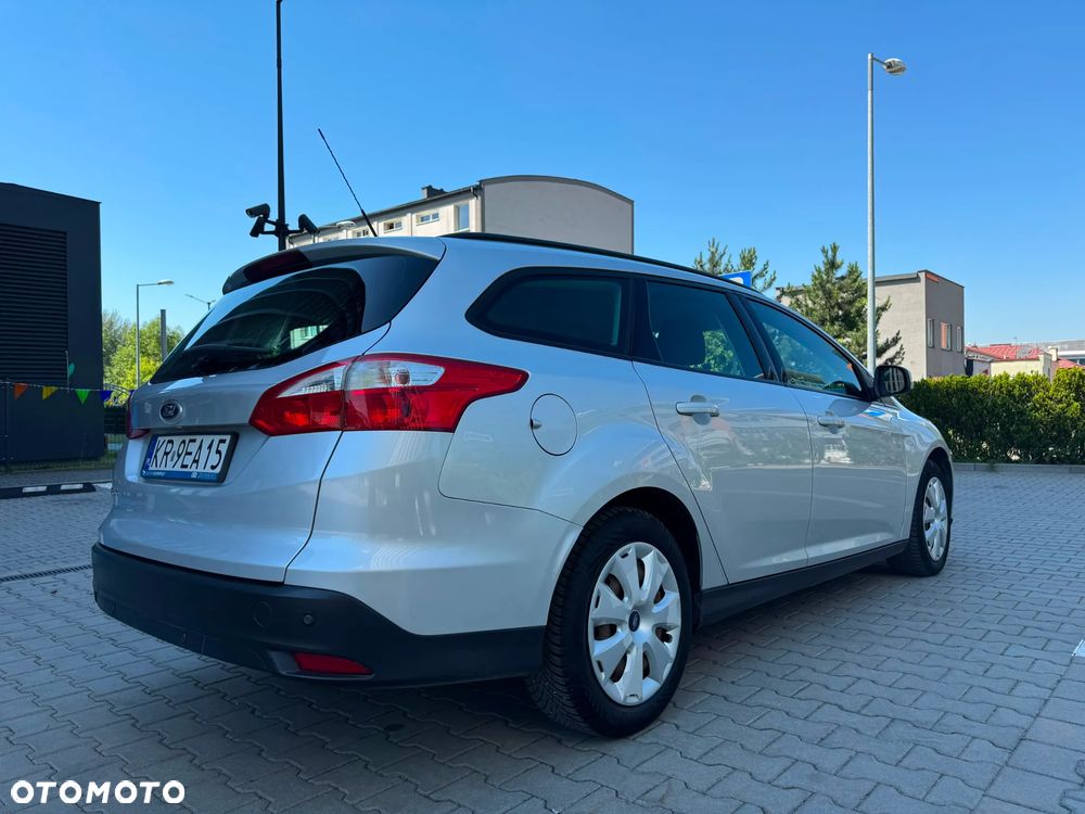 Ford Focus 1.6 TDCi Edition - 8