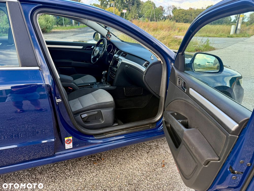 Skoda Superb 2.0 TDI Ambition - 13