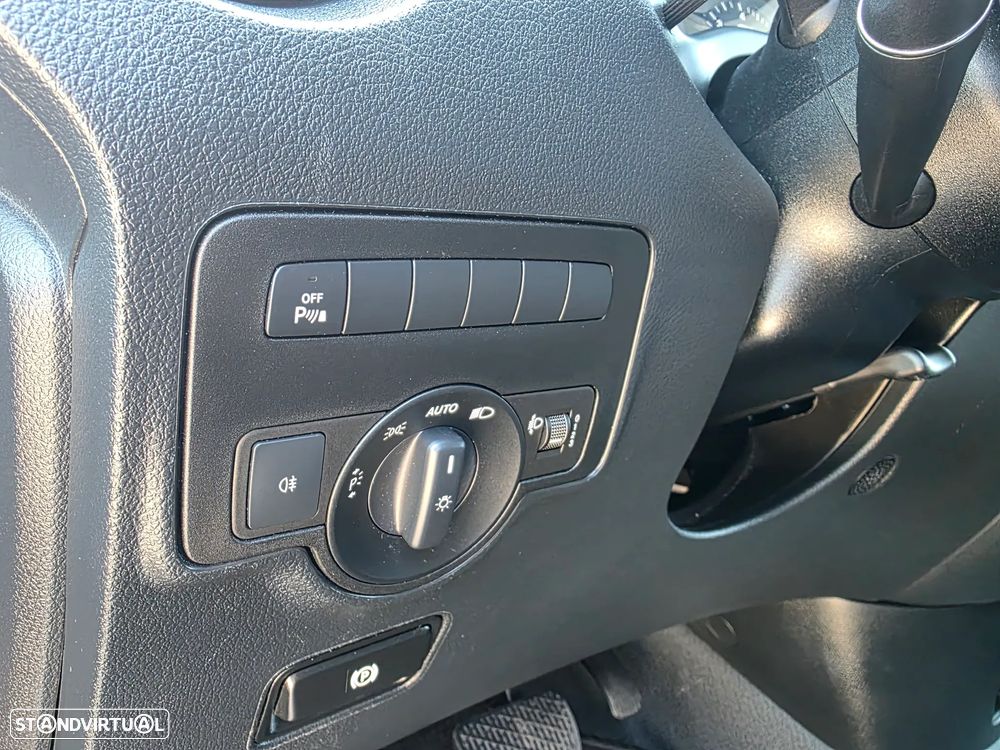 Mercedes-Benz Vito Tourer Extra-Longa Aut. PRO - 15