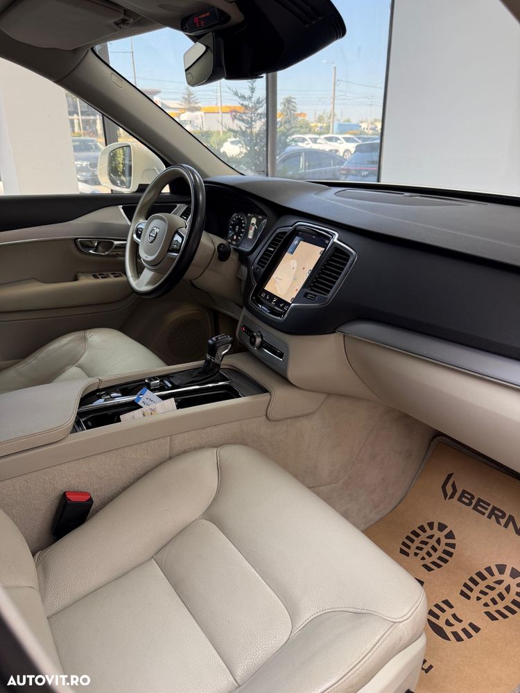 Volvo XC 90 D5 AWD Inscription - 9