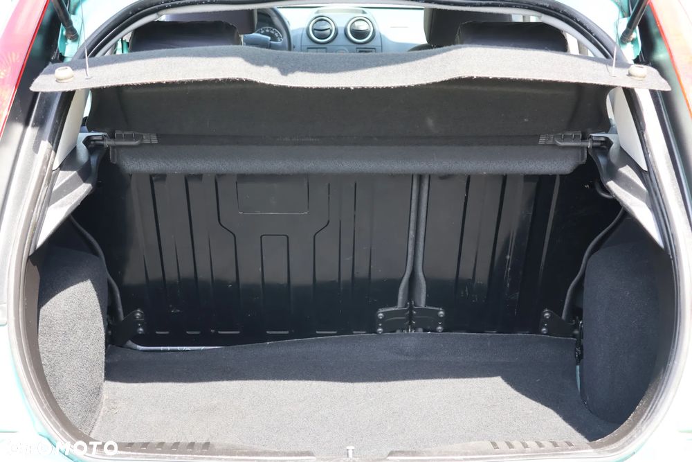 Ford Fiesta 1.3 Style - 13