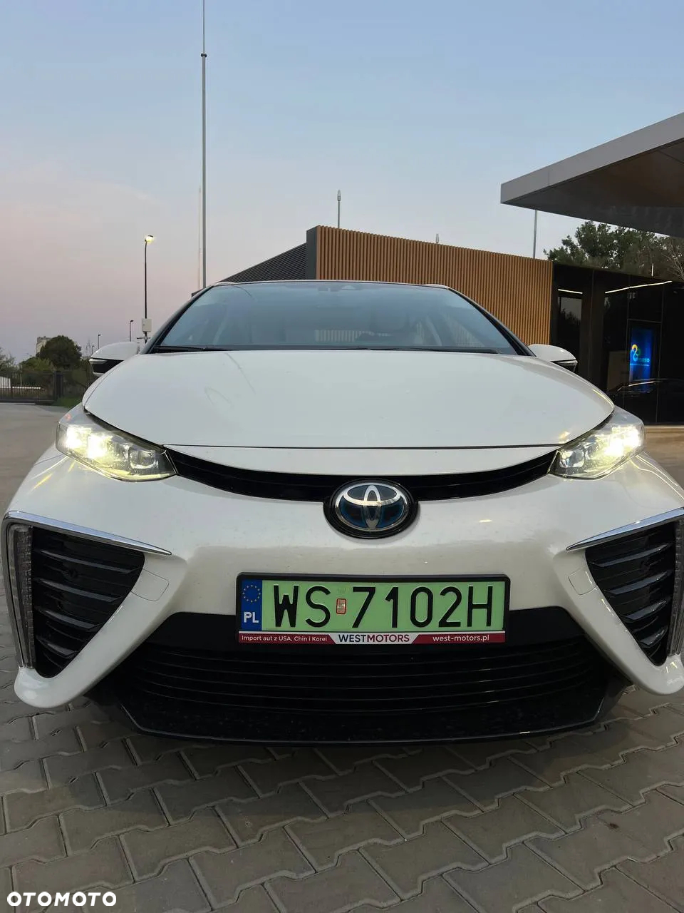 Toyota Mirai Advanced - 3