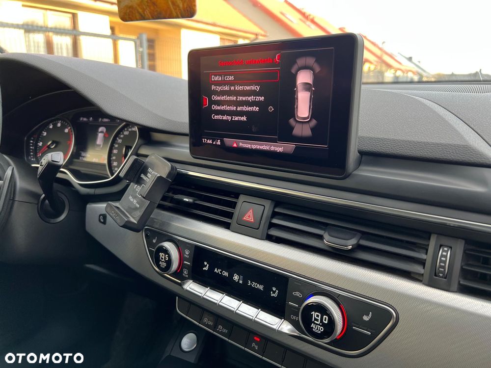 Audi A4 Avant 1.4 TFSI S tronic - 12