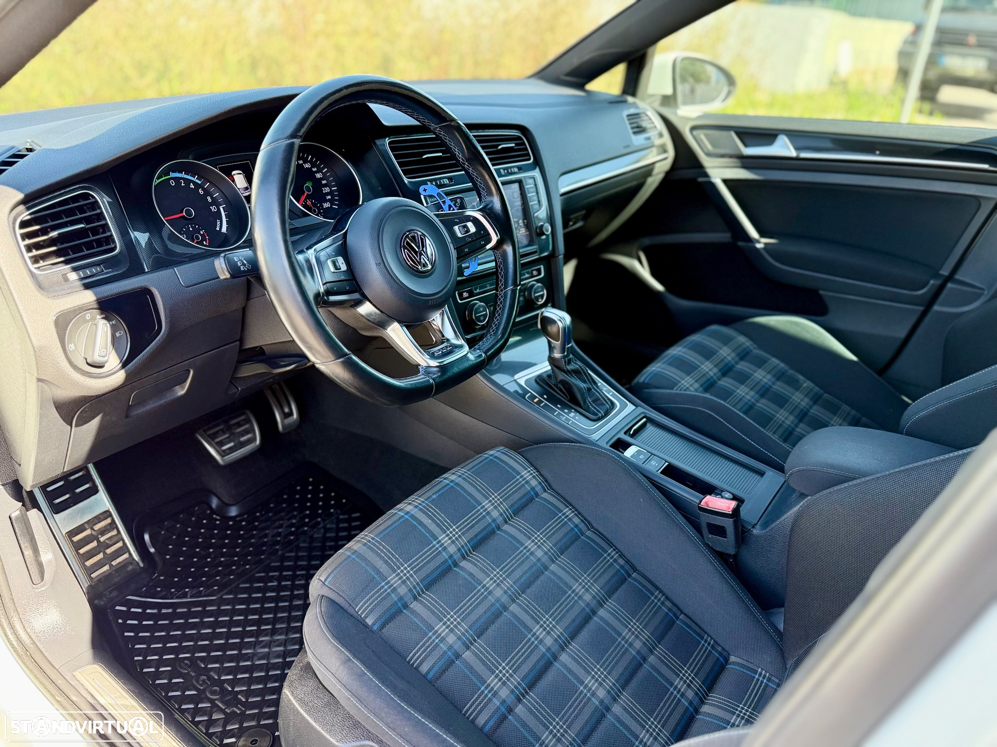 VW Golf 1.4 GTE Plug-in - 8