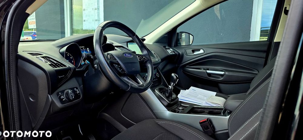 Ford Kuga - 16