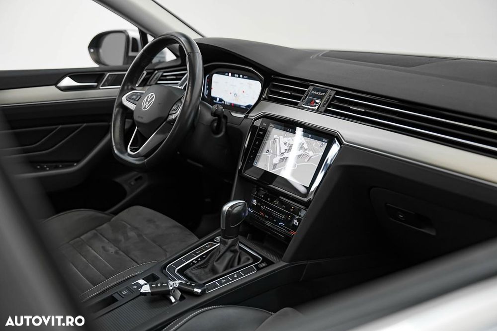 Volkswagen Passat 2.0 TDI SCR DSG Highline - 30