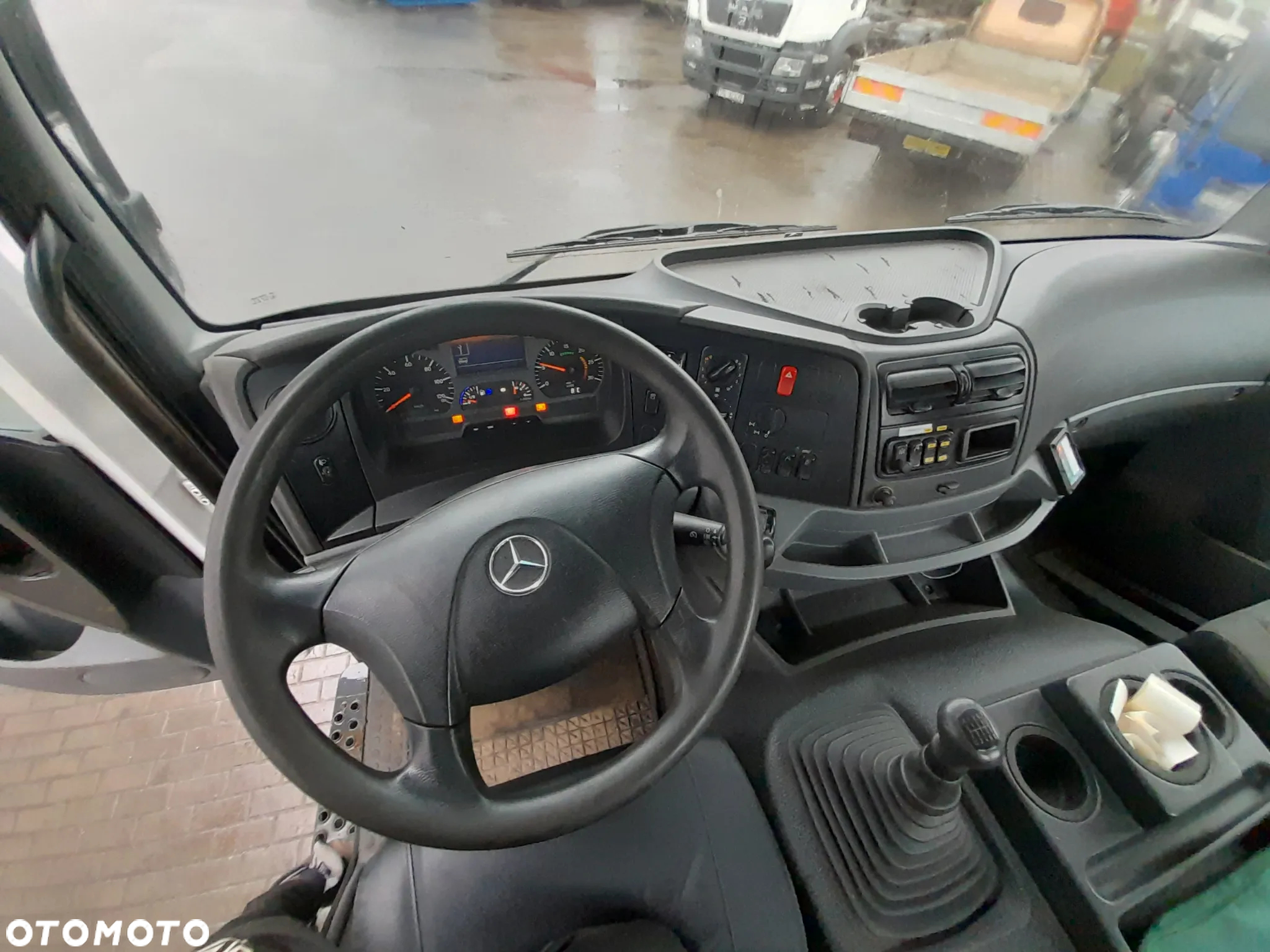 Mercedes-Benz AXOR 2633 - 10