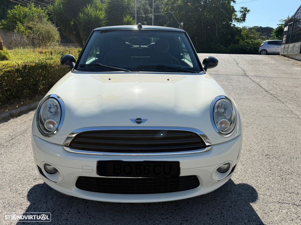 MINI Cabrio Cooper D Highgate - 15