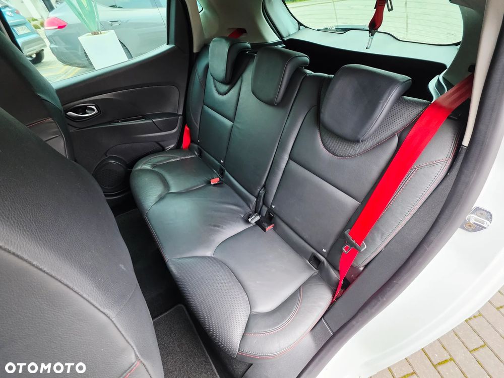 Renault Clio TCe 220 EDC R.S Trophy - 2