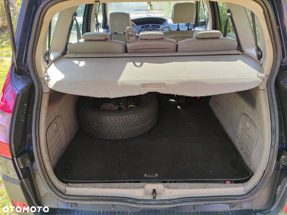 Renault Scenic - 4