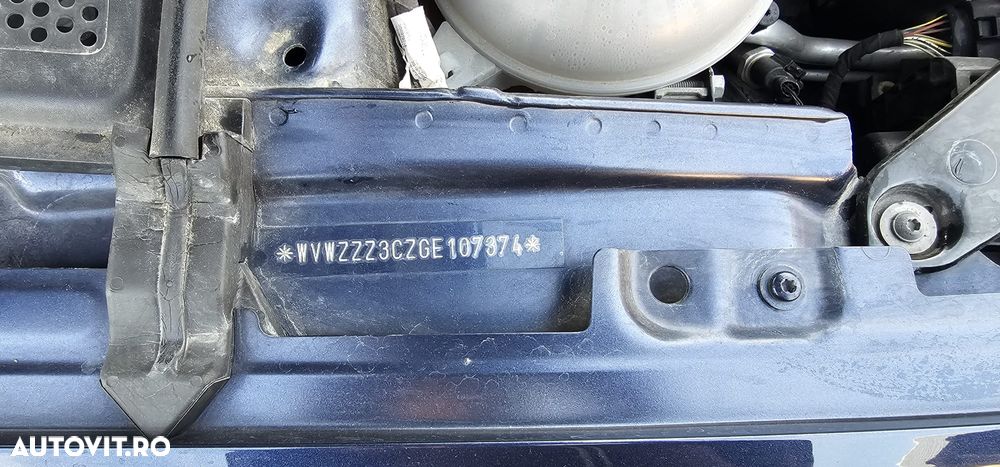 Volkswagen Passat 2.0 TDI Comfortline - 10