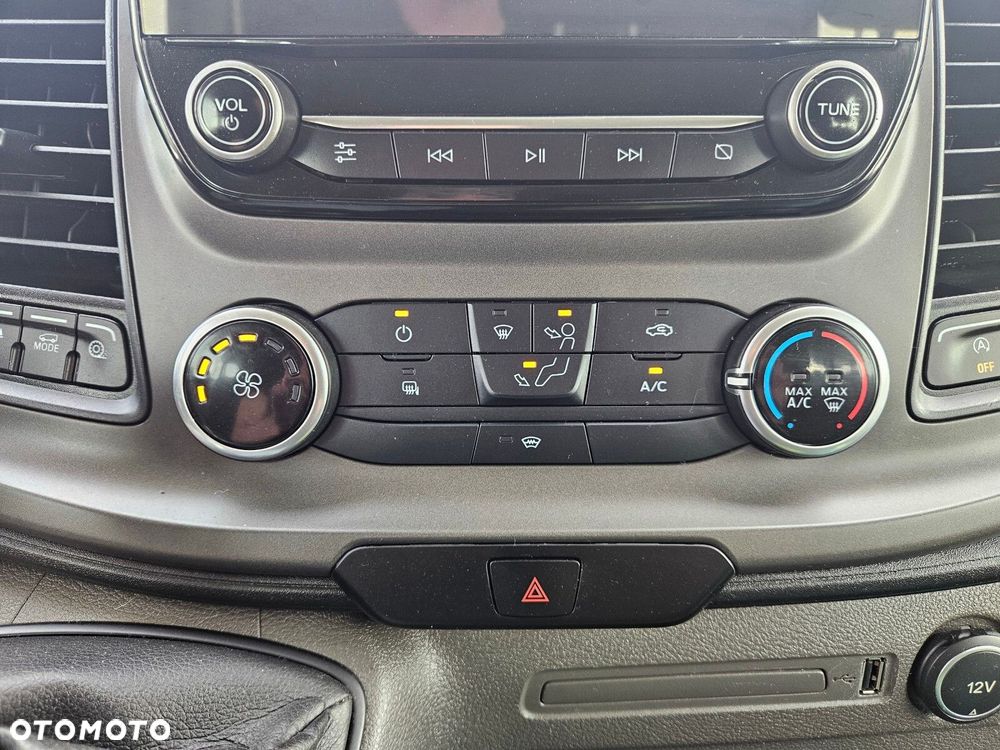 Ford transit L4H3 *69900zł NETTO* Brygadówka 6 osób 2,0TdCi/131KM - 28