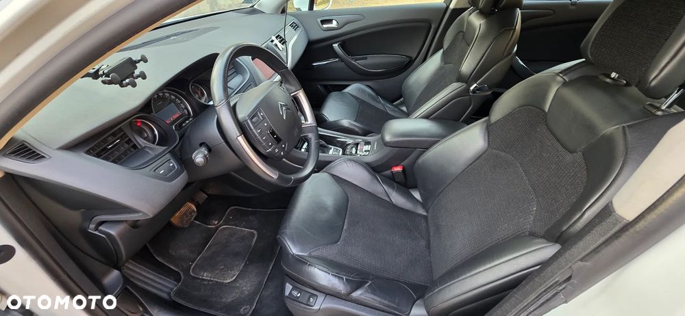 Citroën C5 V6 HDi 240 Biturbo FAP Exclusive - 14