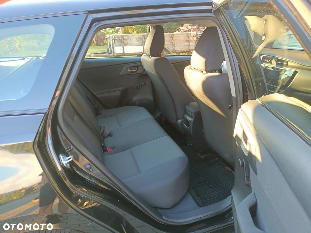 Toyota Auris 1.6 Classic Plus - 12